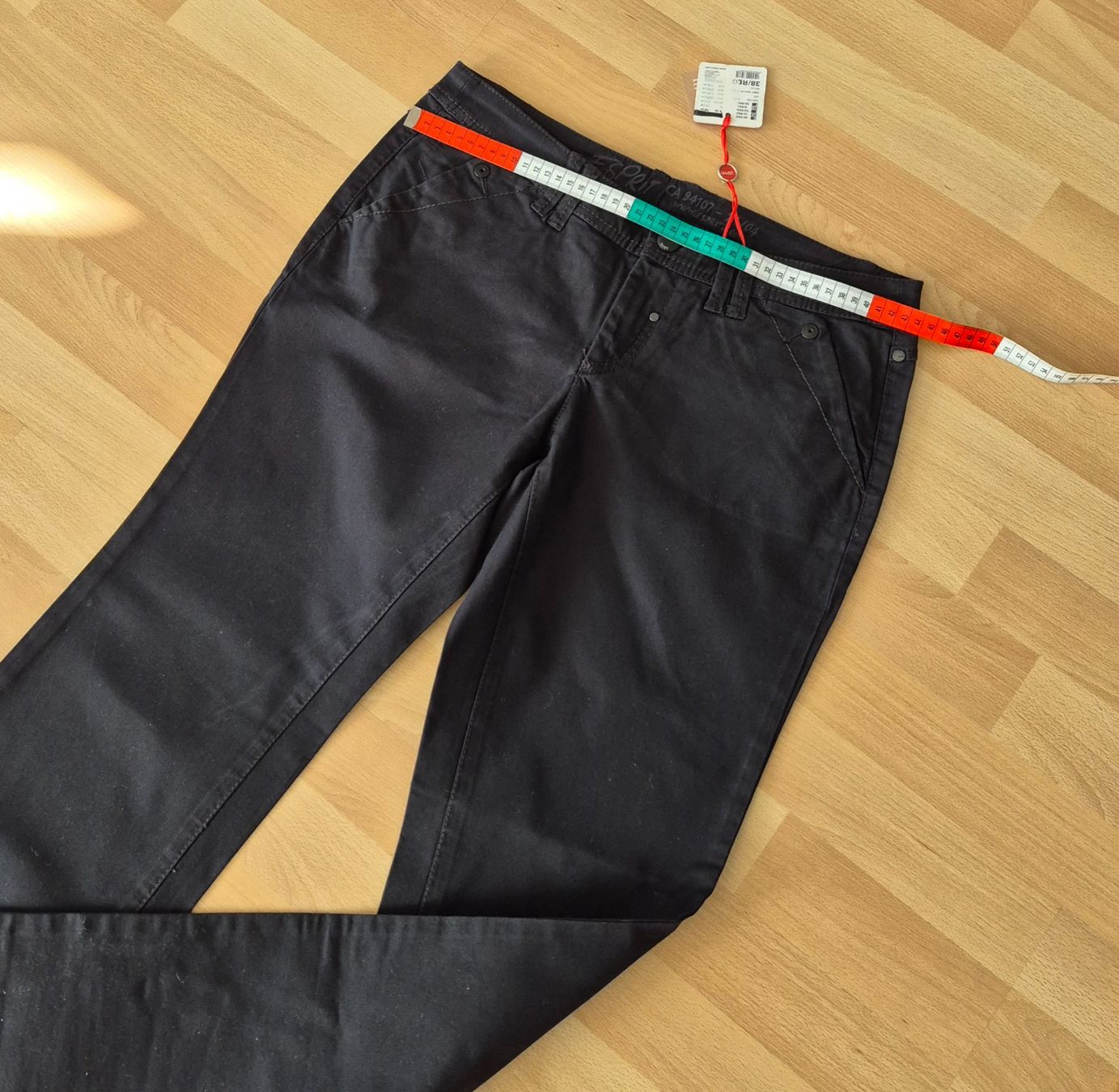 Jeans: Esprit smart straight Jeans Grösse 38 Neu! – Nuovo (secondo la descrizione) da Killwangen venduto da Bianca790 1