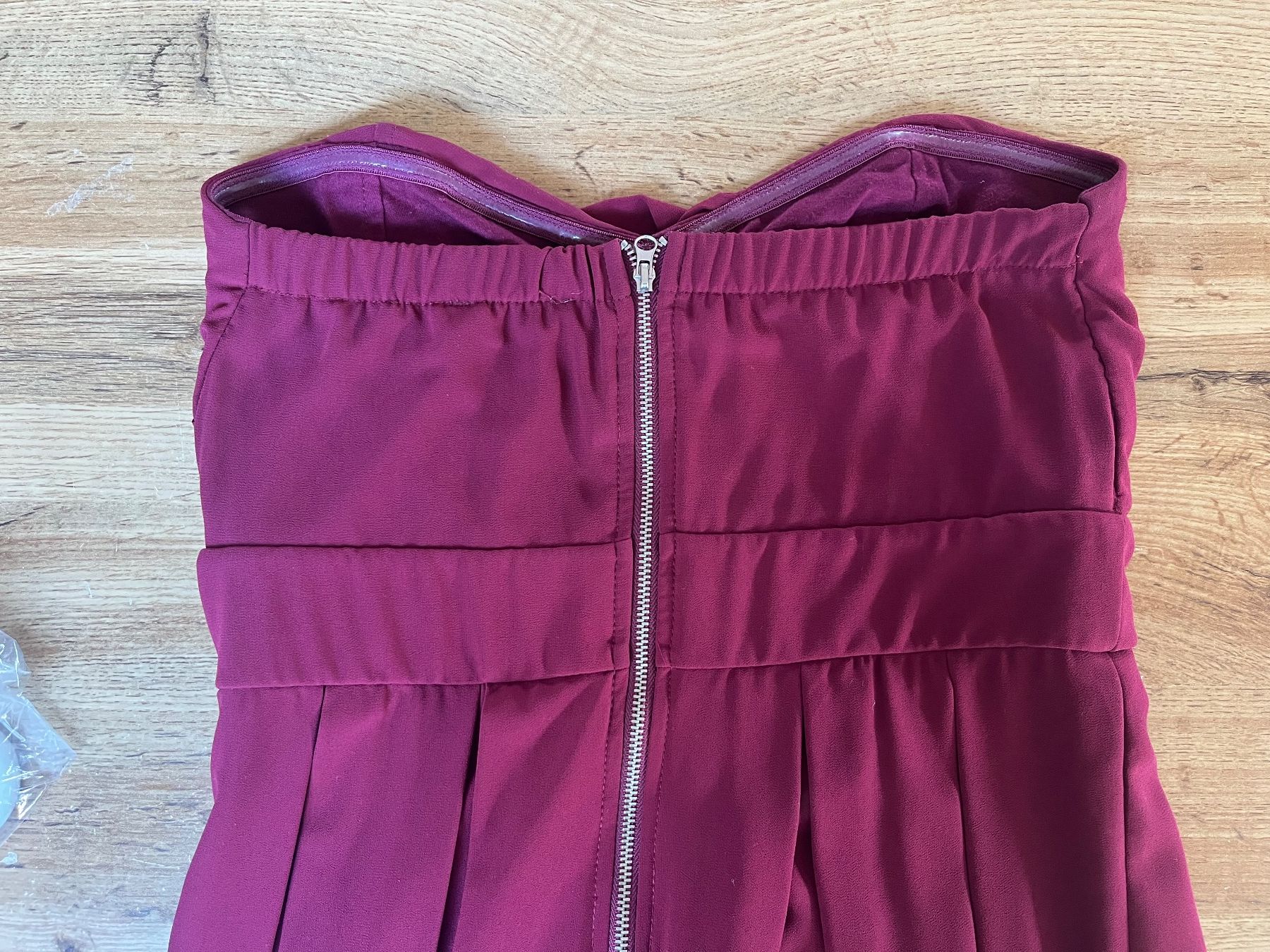 Vestiti: langes, bordeauxrotes Abendkleid, Grösse 38 – Usato da Heerbrugg venduto da R.St27 4