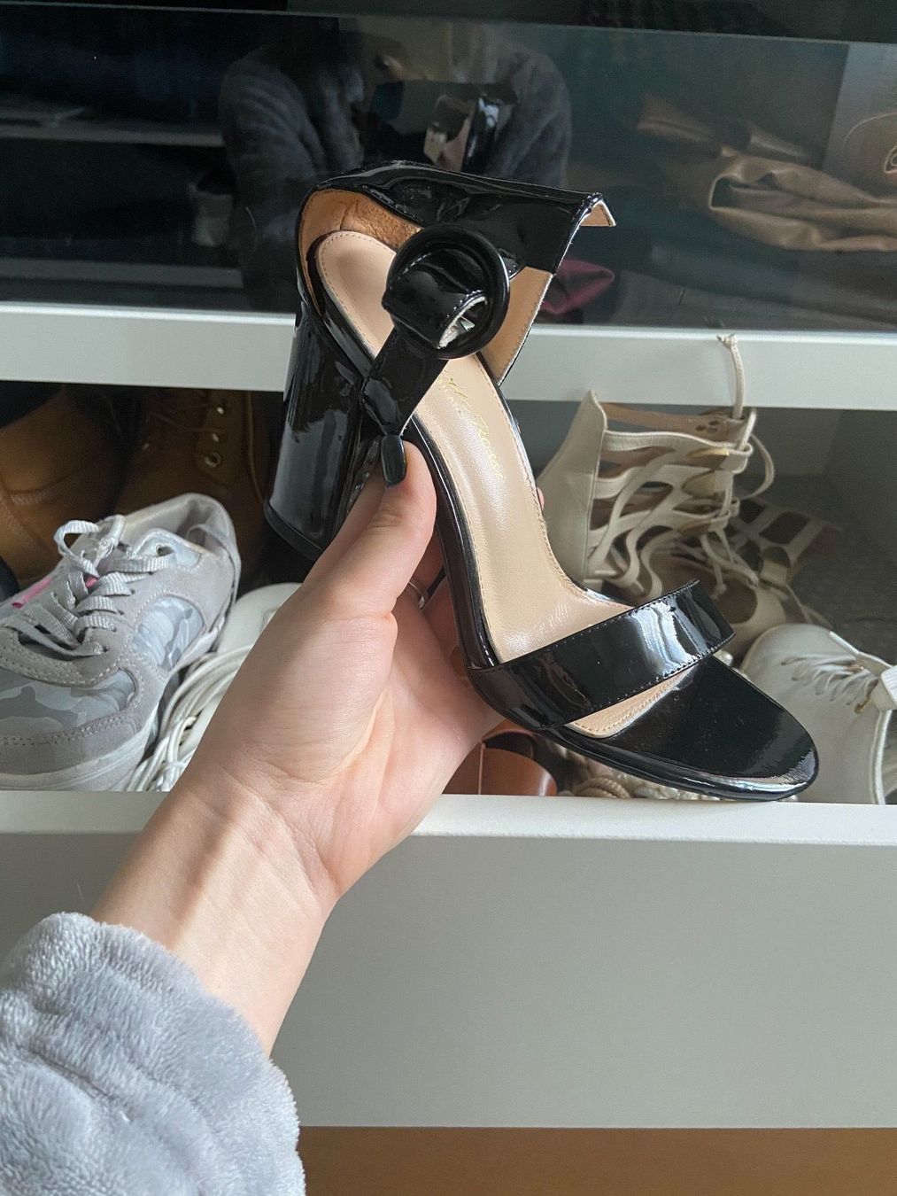 Gianvito Rossi Damenschuhe: Leder Damen Schuh, 37 Gianvito Rossi – Gebraucht aus Sattel von Zlata1 2