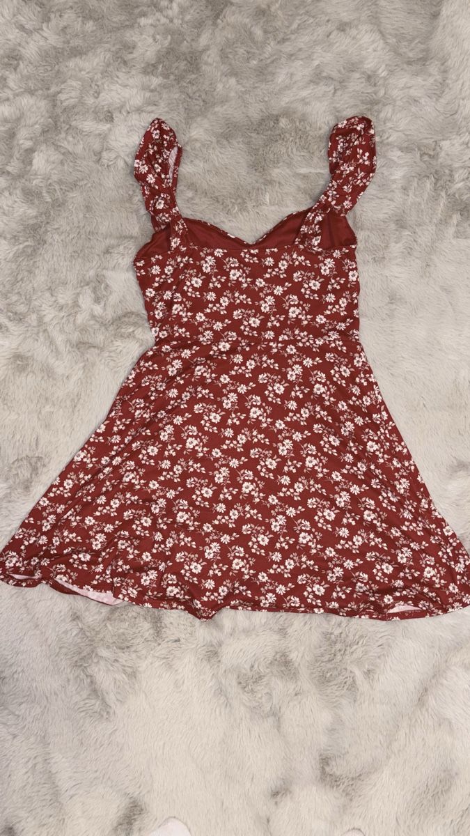 Hollister Dress Floral Print Red Size XS good condition (Gebraucht) in ...