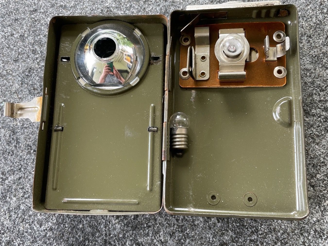 Schweizer Armee Lampade: Schweizer Militär Taschenlampe Elves 1971 – Usato da Winterthur venduto da cheerio97 5