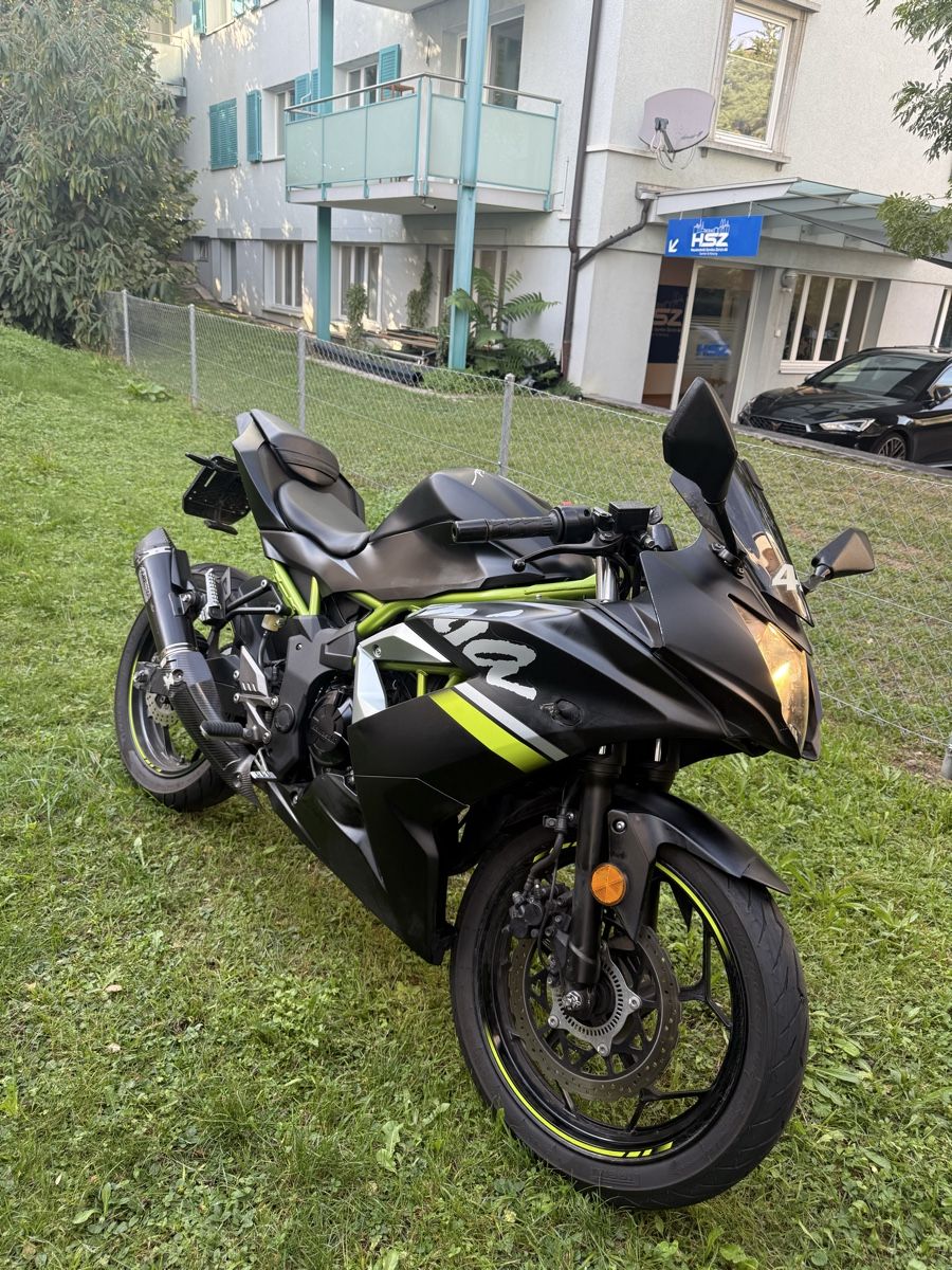 Kawasaki Strasse: KAWASAKI NINJA 125 CC – Gebraucht aus Winterthur von Fabio_46 1