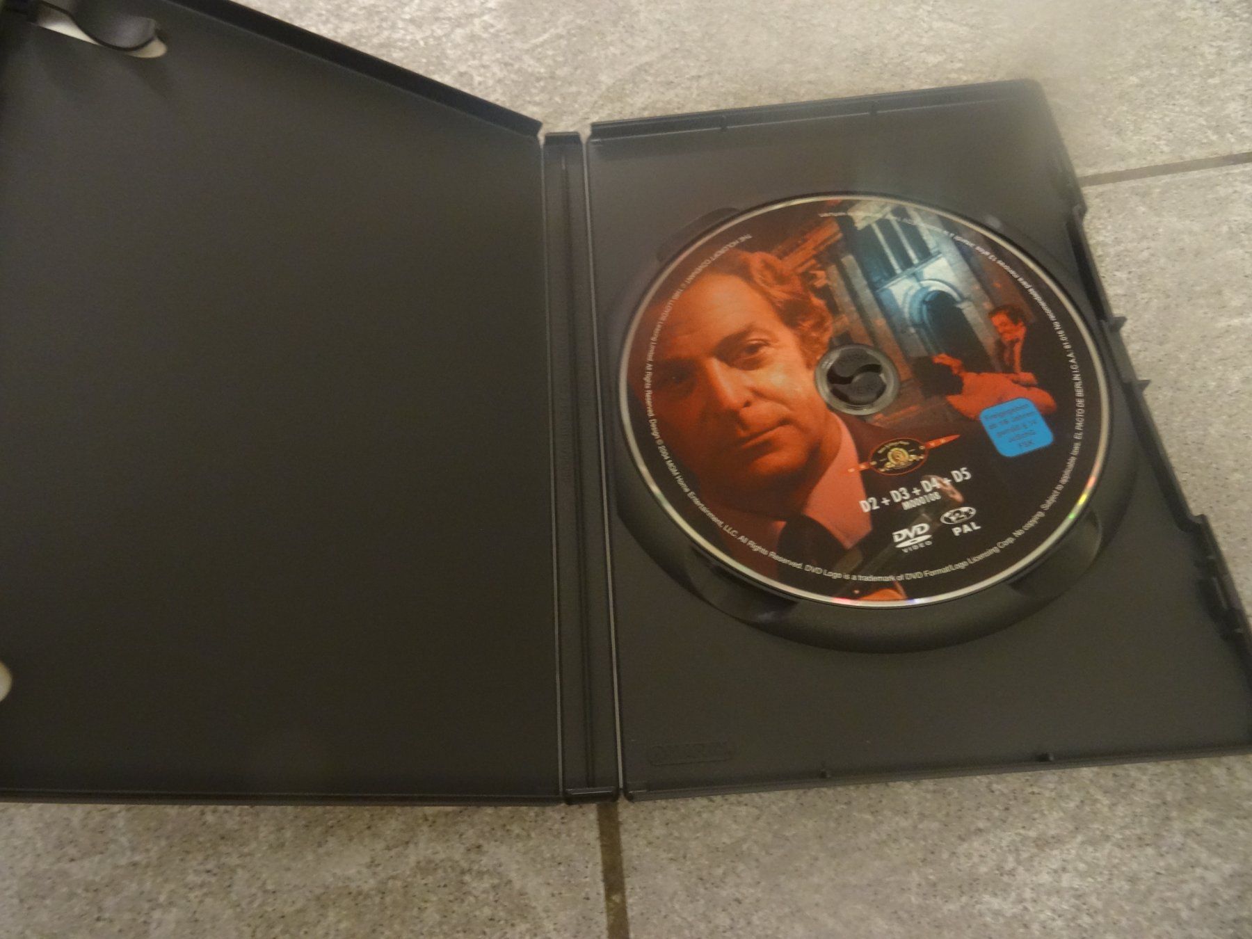 Tutti i DVDs: DVD Der 4 1/2 Billionen Dollar Vertrag – Usato da Olten venduto da Disc-Verkauf 1