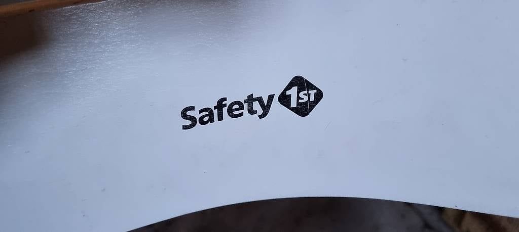 Seggioloni: Chaise enfant Safety first – Usato da Cormoret venduto da philippeunefois 1