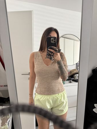 Top smanicato BOSS beige lavorato a maglia taglia S
