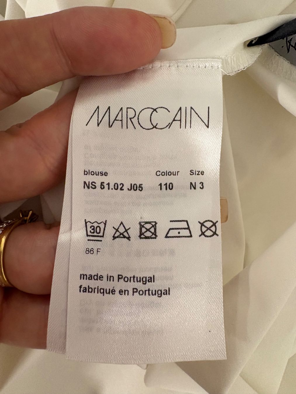 Marc Cain Camicette: Marc Cain Sport Stretch Bluse Gr. 38 creme  langarm – Nuovo (secondo la descrizione) da Regensdorf venduto da secondchancefashion 4