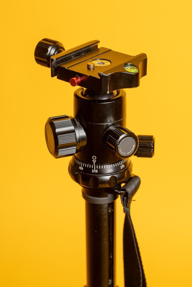 Sirui Trépieds & Accessoires: SIRUI  Stativ Fotografie – D'occasion à Basel par orbitorion 2
