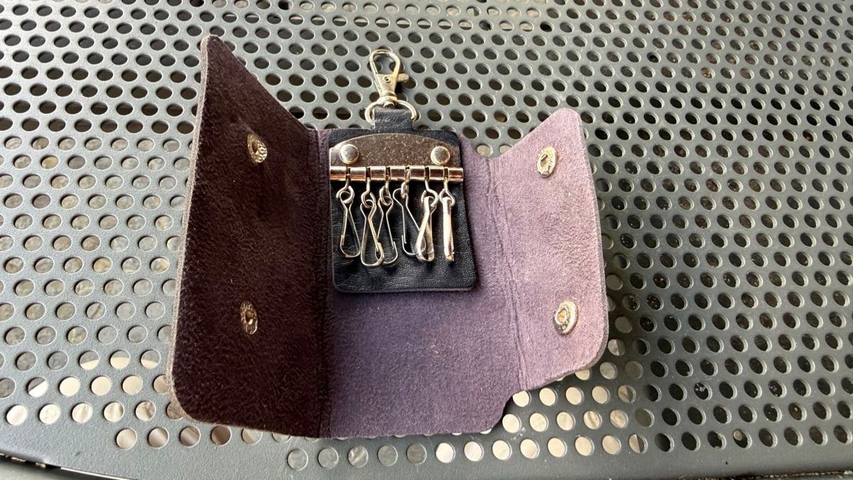 Autres vêtements & accessoires: Schlüsseletui – Neuf (Voir description) à hägendorf par hsh4614 2