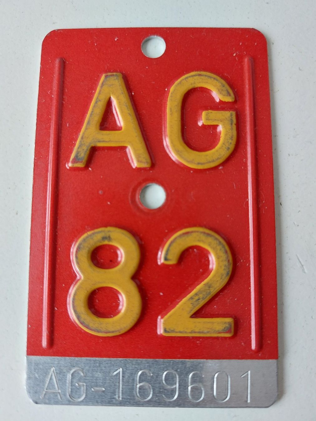 Sachs Insegne: Velonummer AG 82 plaque Velo – Usato da Schenkon venduto da Uhu007