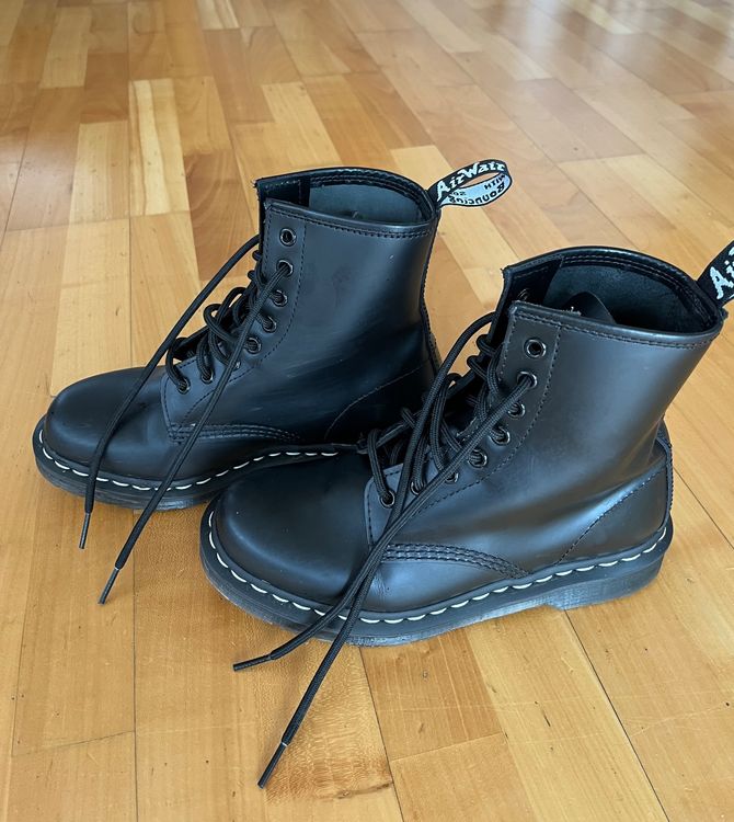 Dr martens schwarz gr 38 sale