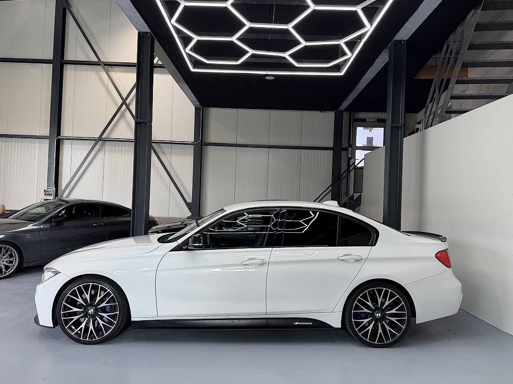 Autos: Bmw 335i M-Performance – Gebraucht aus Hüswil von inf_r9zj 3