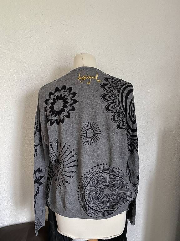 Gilets & Westen: Jacquettes taille unique – Gebraucht aus Cheseaux-Lausanne von Fannelle01 4