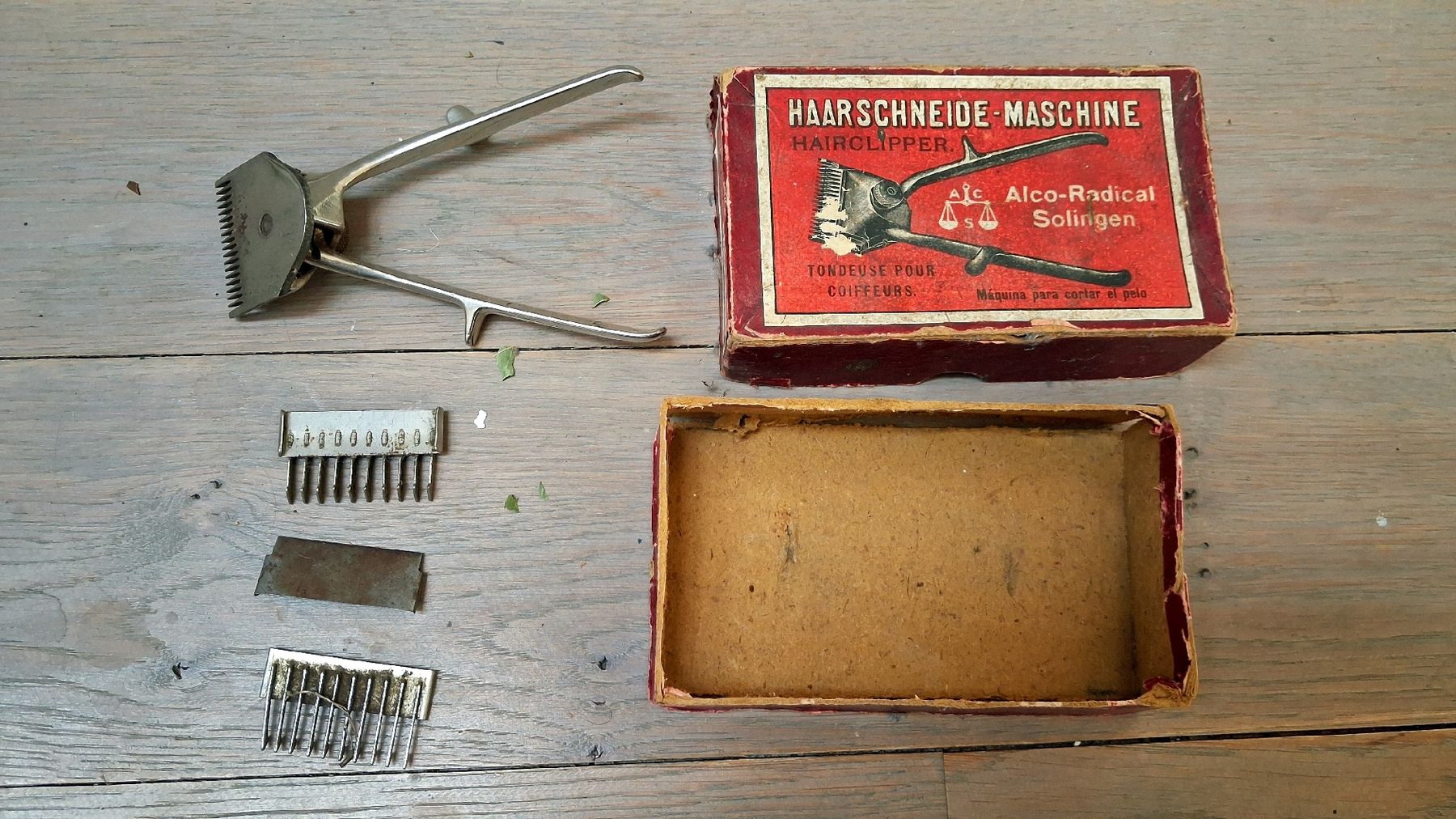 Taglio: Haarschneide Maschine Antik – Usato da Sutz venduto da Lachsforelle 1