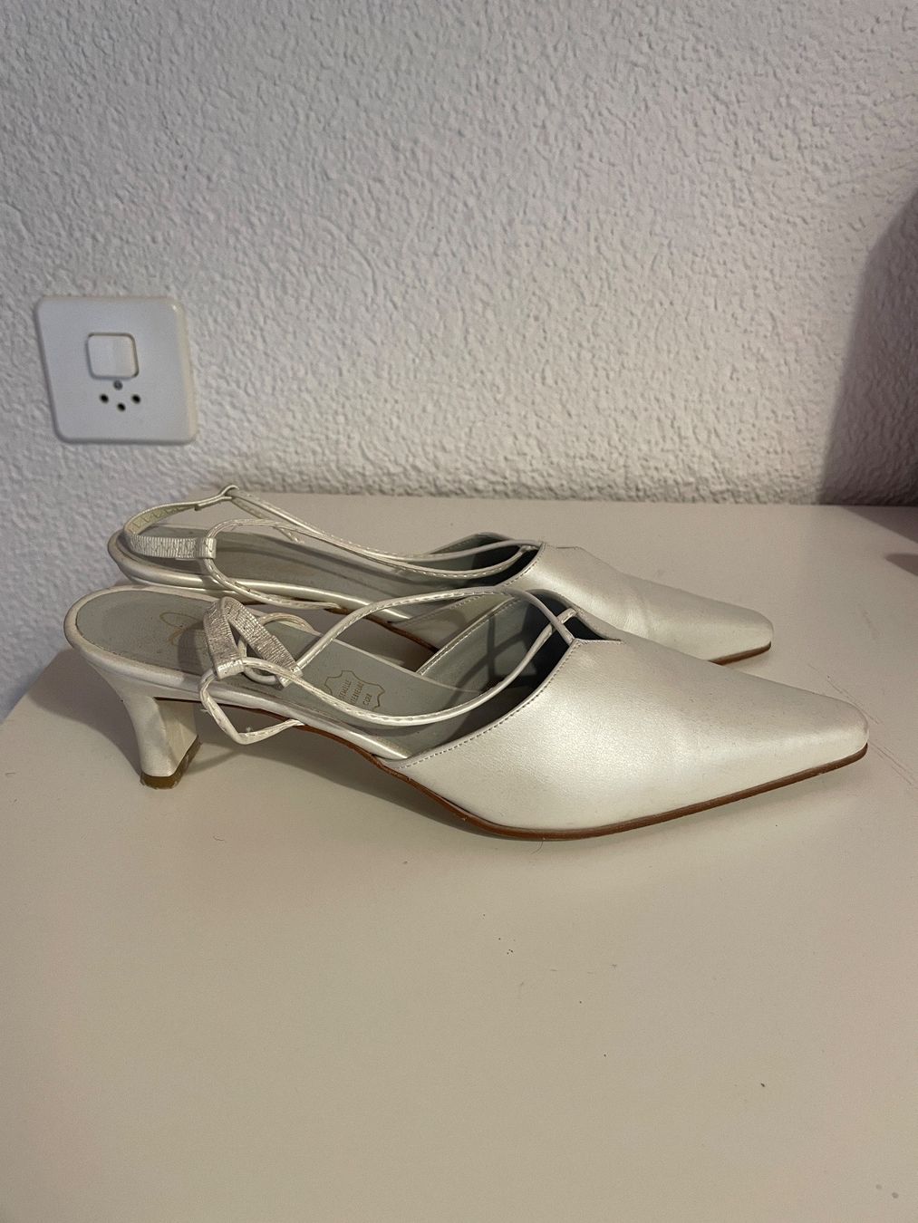 Scarpe da donna: Lederschuhe, Hochzeit, Gr. 38 – Usato da Münsingen venduto da Secondhand89 1