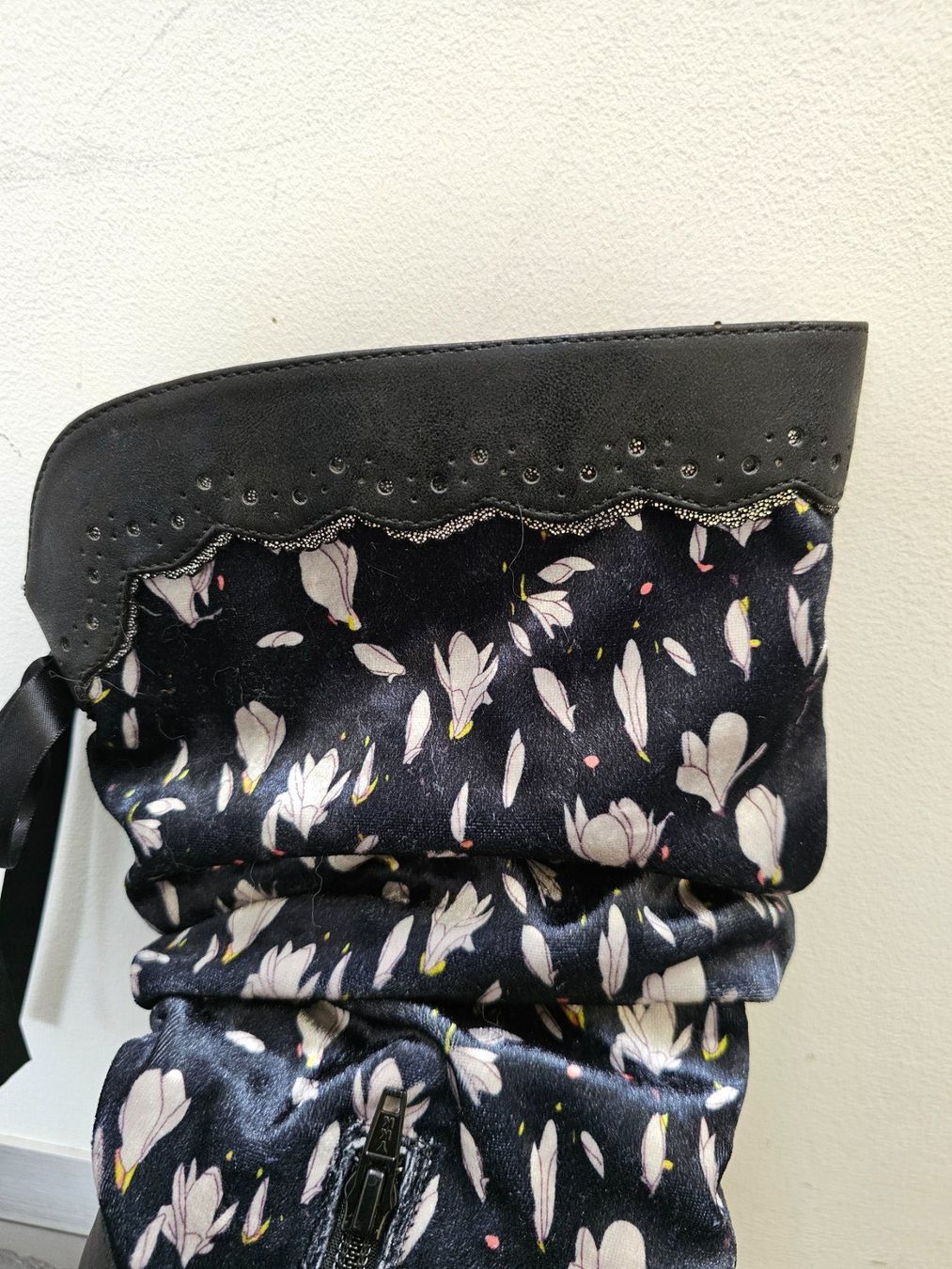 Scarpe da donna: Stiefel aus Leder und Stoff, Ruby Shoo UK6 oder 39 – Nuovo (secondo la descrizione) da Mönthal venduto da Creativchaos 3