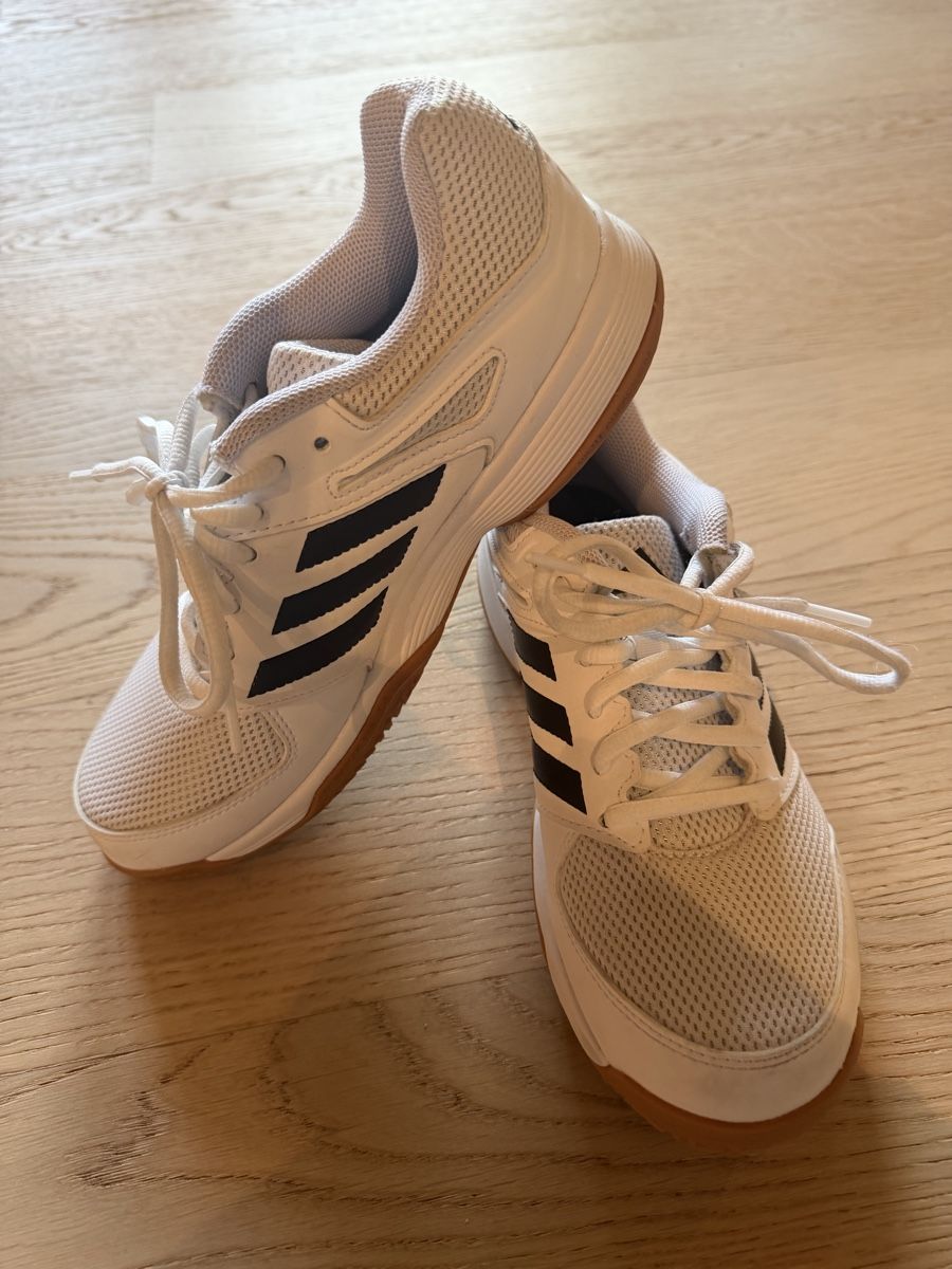 Adidas Scarpe da uomo: Adidas Schuhe – Usato da St. Gallen venduto da LadinaMariaZ 1