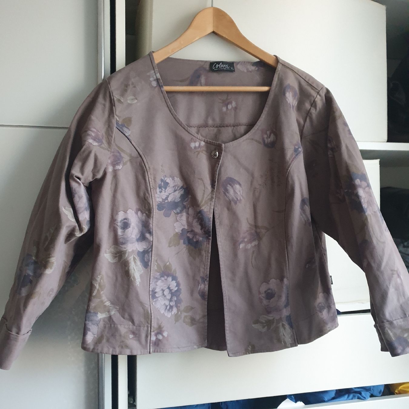 Colora Vestes: COLORA wunderschöne Jacke Gr.XL – Neuf (Voir description) à Frenkendorf par Moon111