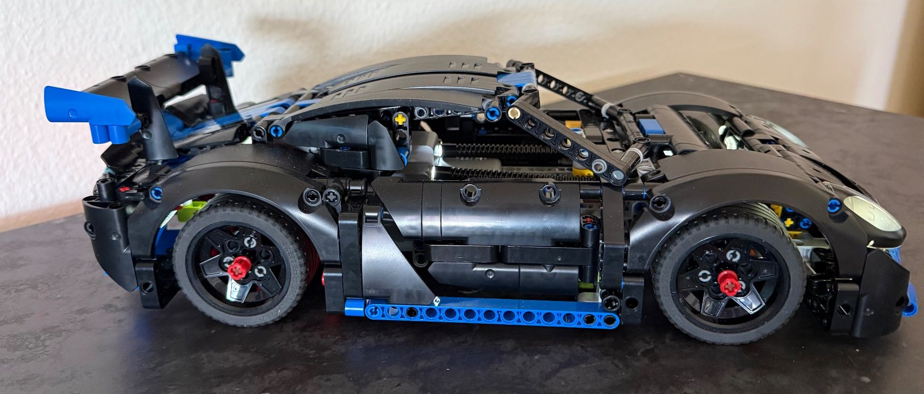 Lego Jeux de construction: LEGO Technic 42176 Porsche GT4 e-Performance OVP – D'occasion à Wetzikon ZH par jen_62zf 3