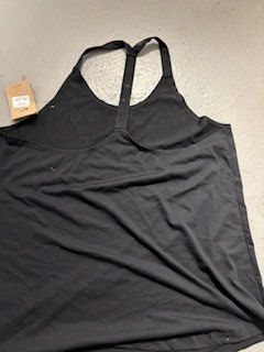 T-shirt: Shirt fürs Joggen – Usato da Appenzell venduto da marvdo 2