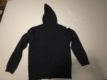 Schwarzer Kapuzenpulli Hoodie