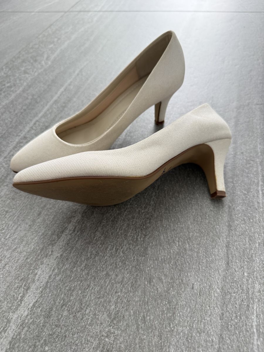 Rainbow Damenschuhe: Hochzeitsschuhe Marke Rainbow  – Gebraucht aus Müllheim Dorf von Lyly04 1