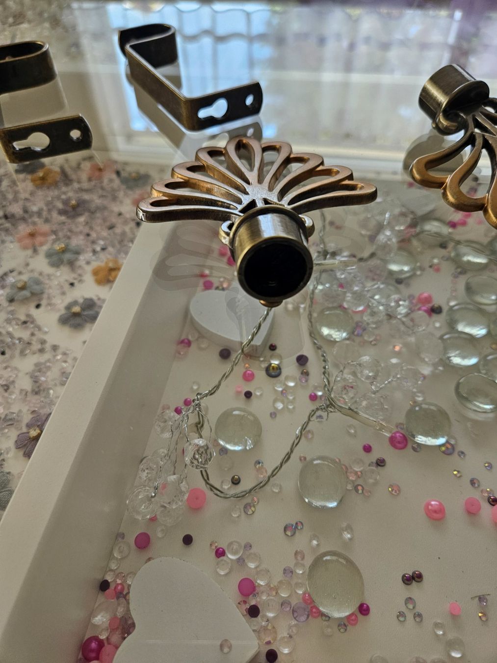 Altro per la casa: Vorhangstangenhalter 2 Stk. mit Decorative Endstücken Mes... – Usato da Unterägeri venduto da Sleepbear 1