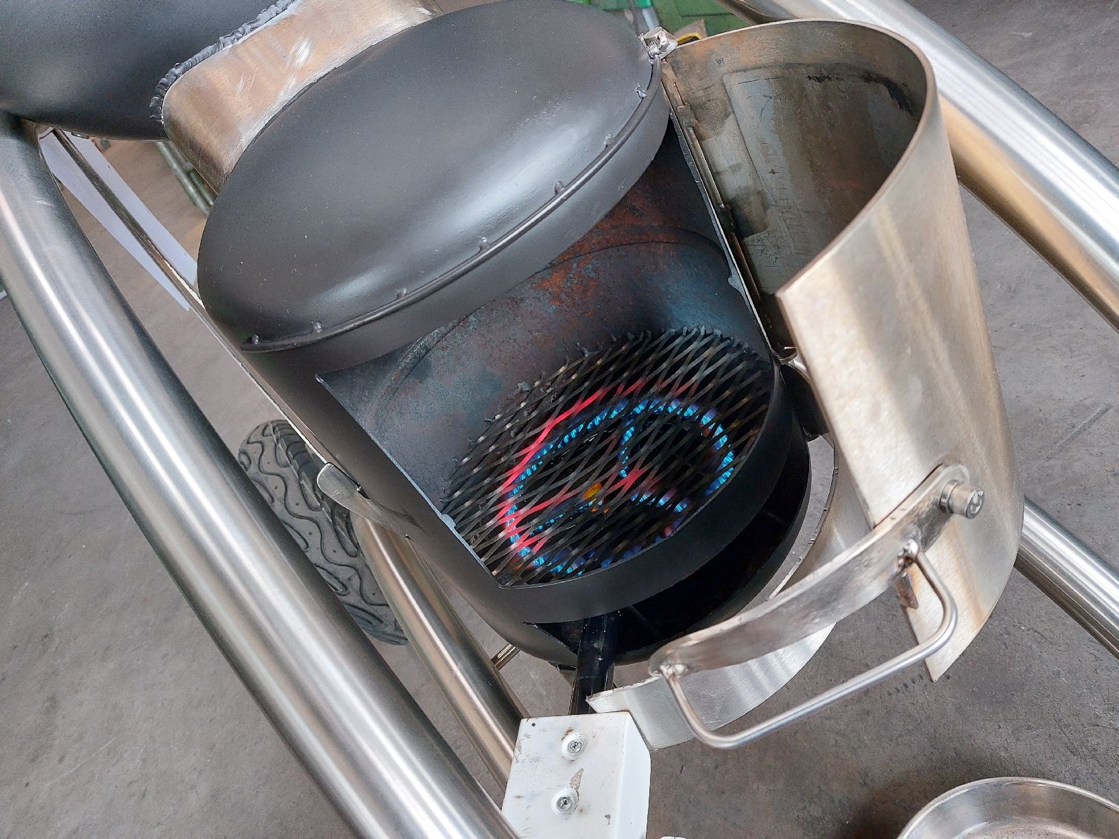 Grills: smooker grill – Gebraucht aus Mägenwil von InEcoTec 6