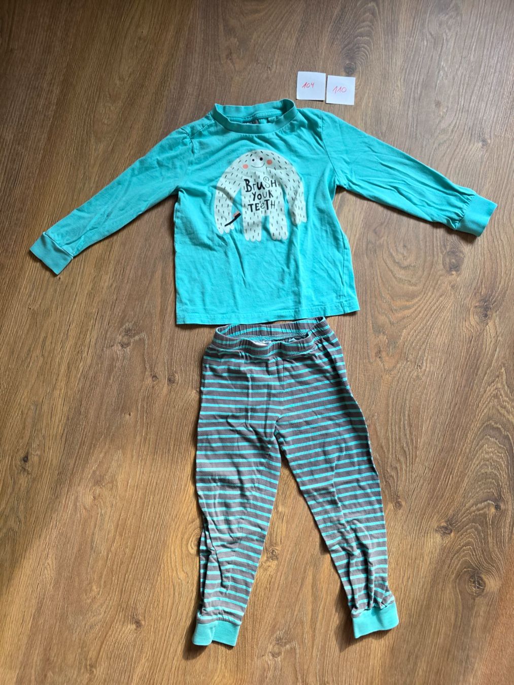 Pigiama & Simili: Pyjama 2-teilig Gr. 110 – Usato da Nebikon venduto da Japostyle