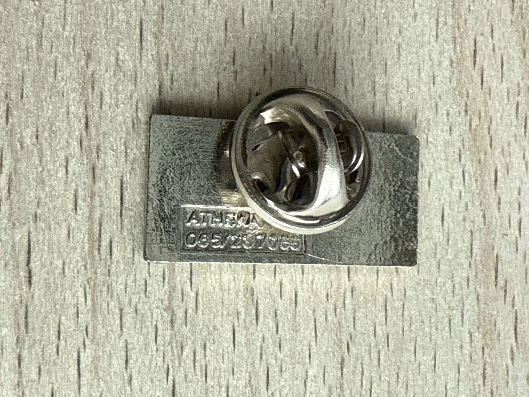 Placchette & Badge: Pin Schweizer Demokraten SD – Usato da Glattbrugg venduto da Schweigmatt 1