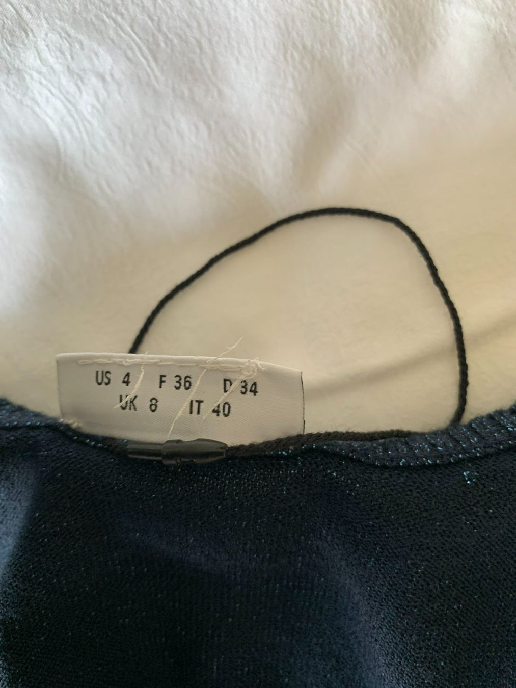 Akris Maglioni & Felpe: AKRIS: Neuer blauer Pullover mit Glitter-Effekt, 34 – Nuovo (secondo la descrizione) da Luzern venduto da paulablue 9