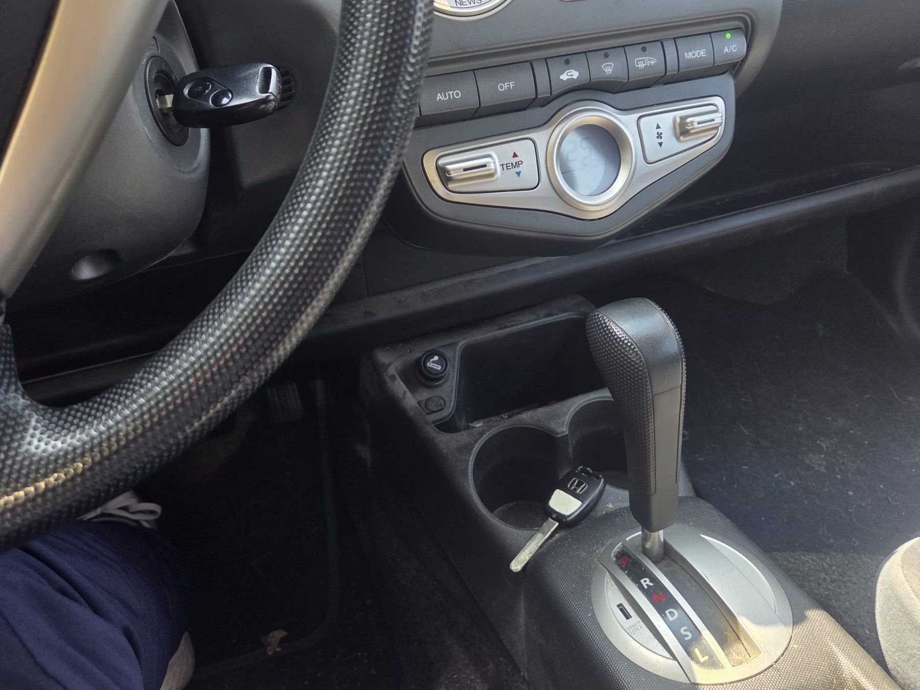 Honda Automobili: Honda Jazz 1.4i Automat klima – Usato da Prilly venduto da Haze_ 8