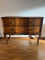 Antike Louis XV-Kommode aus Nussbaumholz 1950
