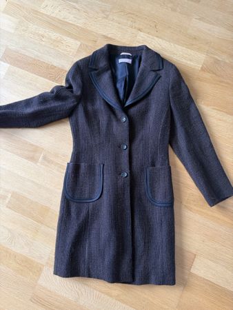 St. Emile Mantel braun mit Taschen Grösse 36