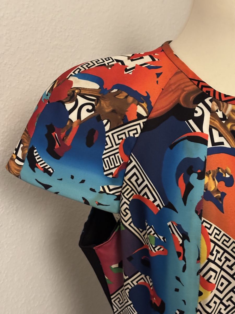 Versace Kleider: Versace Versus dress - Large – Gebraucht aus Lausanne von Charly_brune 1