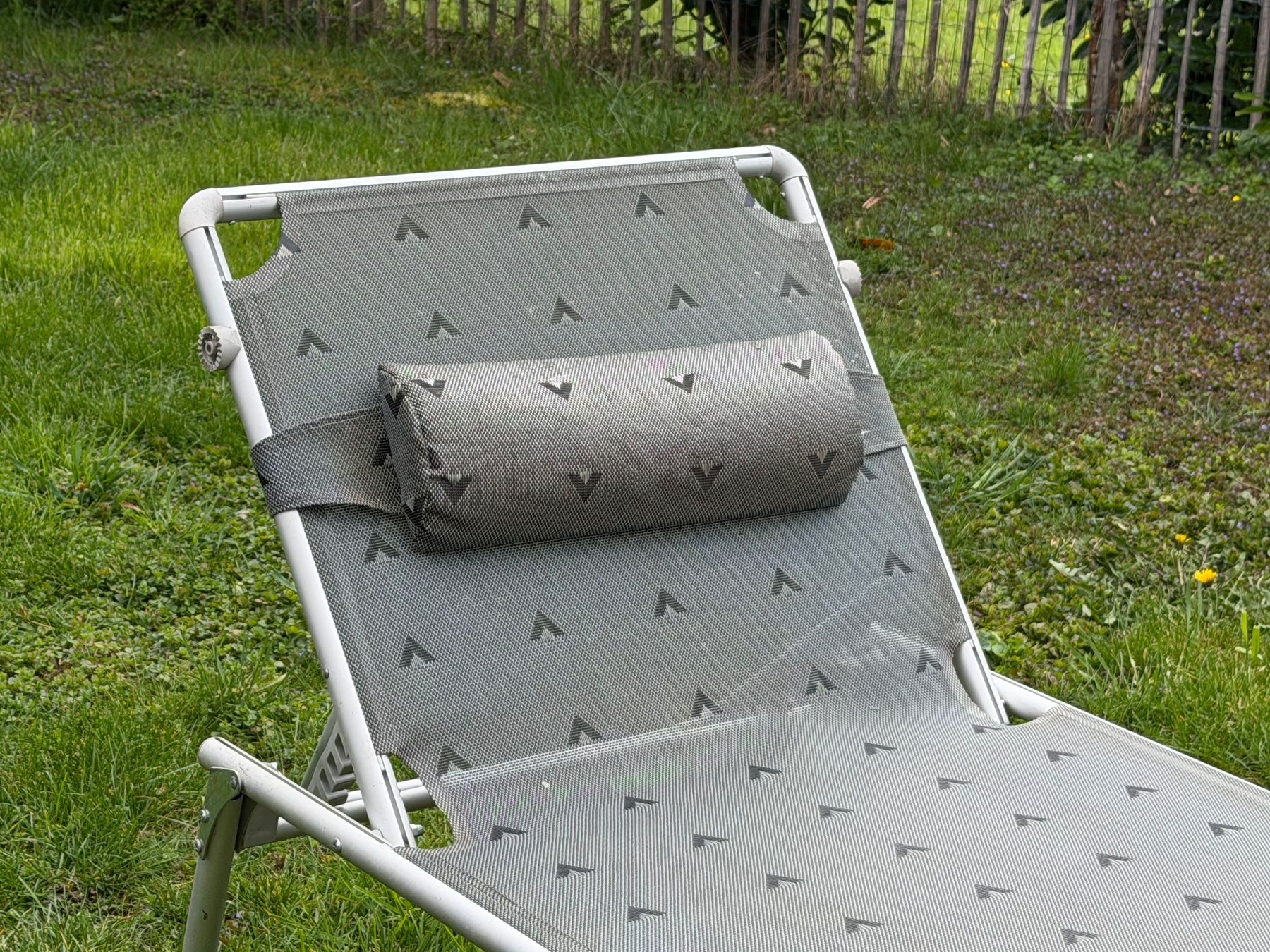 Sedie a sdraio: Moderner Liegestuhl Grau von Berger  Camping – Usato da Biel-Benken BL venduto da roema