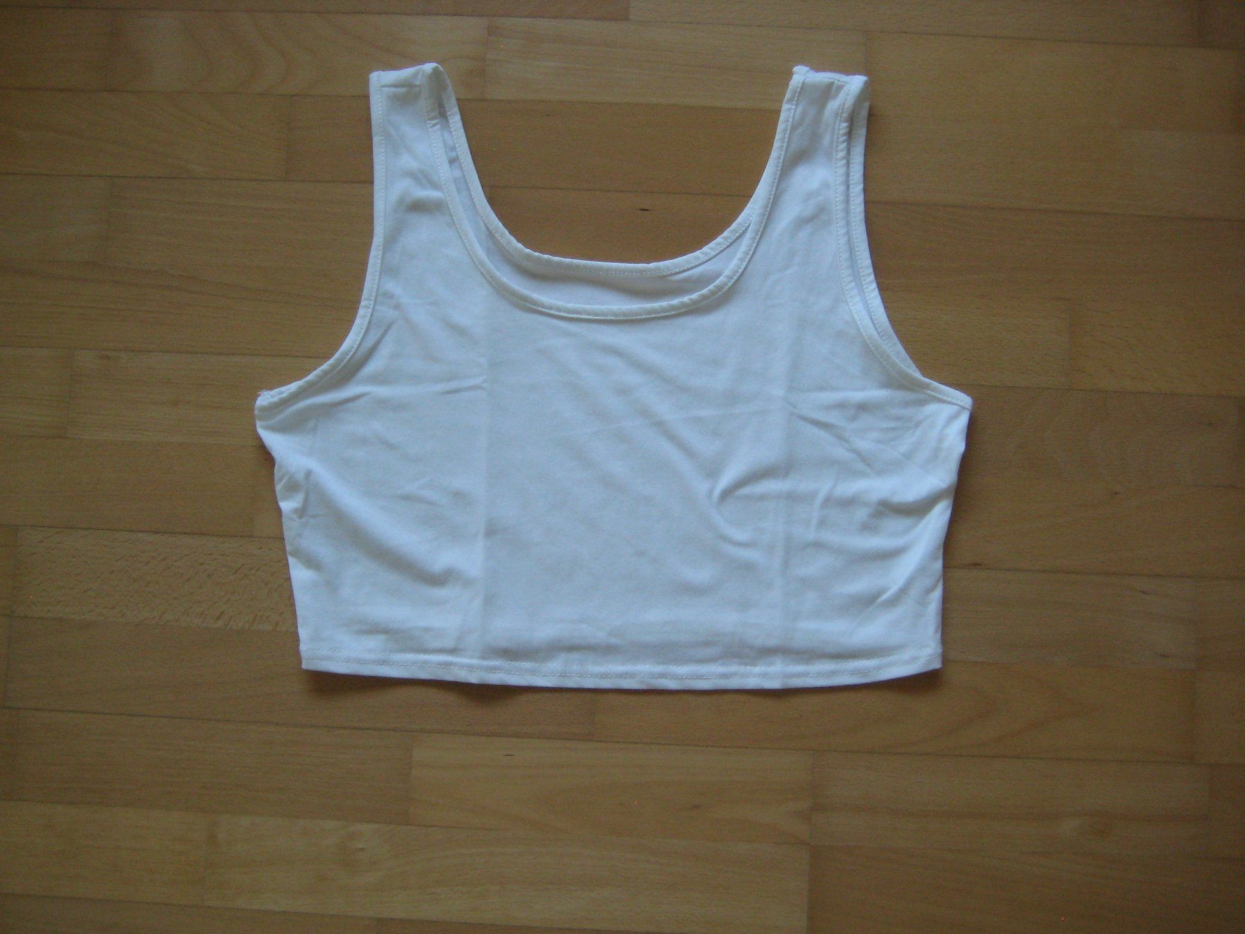 Camicette, T-shirt & Top: Top kurz weiss Grösse XL – Usato da Dietlikon venduto da kue_6cd5