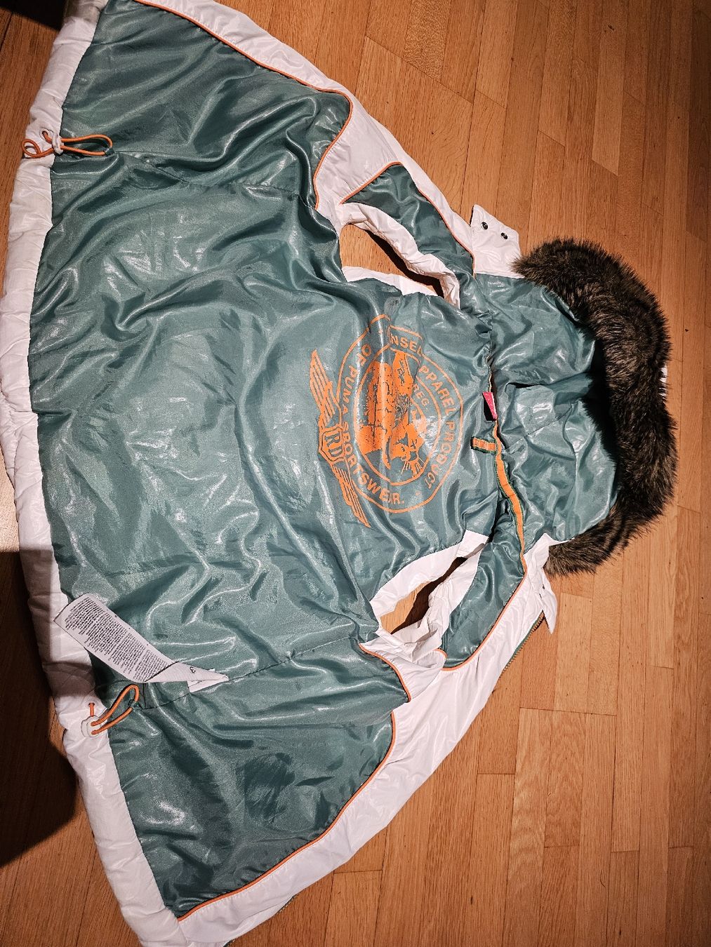 Puma Gilet & Giacche senza maniche: wunderschönes, weisses puma Gillet gr.38 – Usato da Ferden venduto da jemyce 4