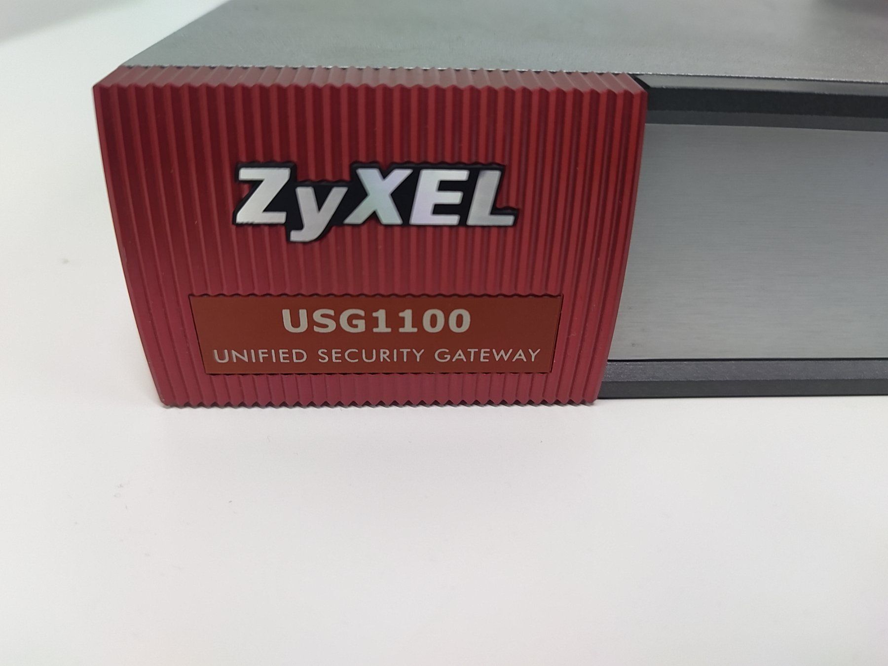 Zyxel Firewall: Zyxel USG 1100 Firewall – Gebraucht aus Wald ZH von Acl 1