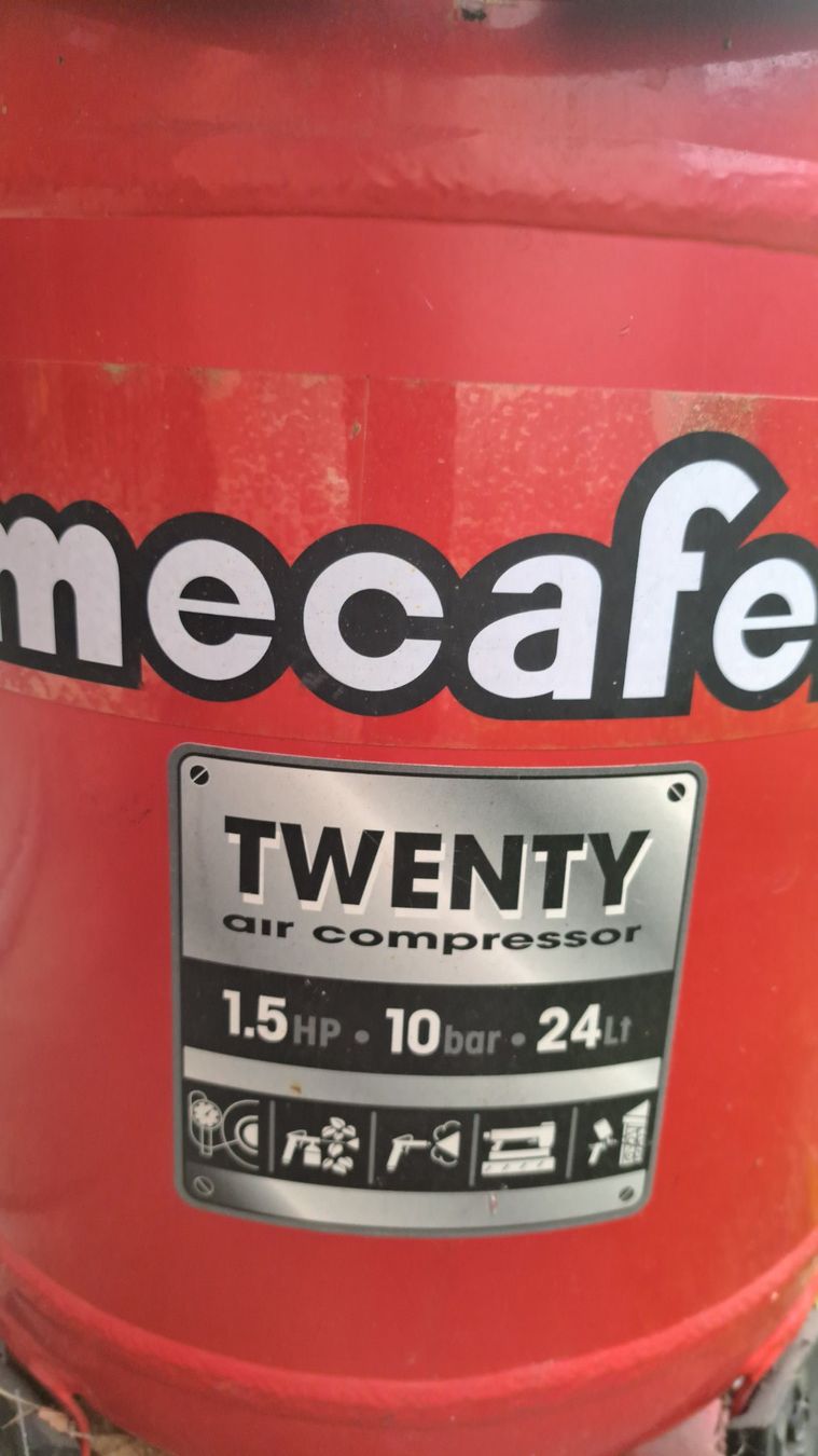 Compressori: Luftkompressor  MECAFER, 24Liter – Usato da Langenthal venduto da T.L. 2