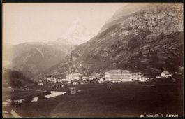 Fotografie Zermatt, Blick zum Ort mit Ce