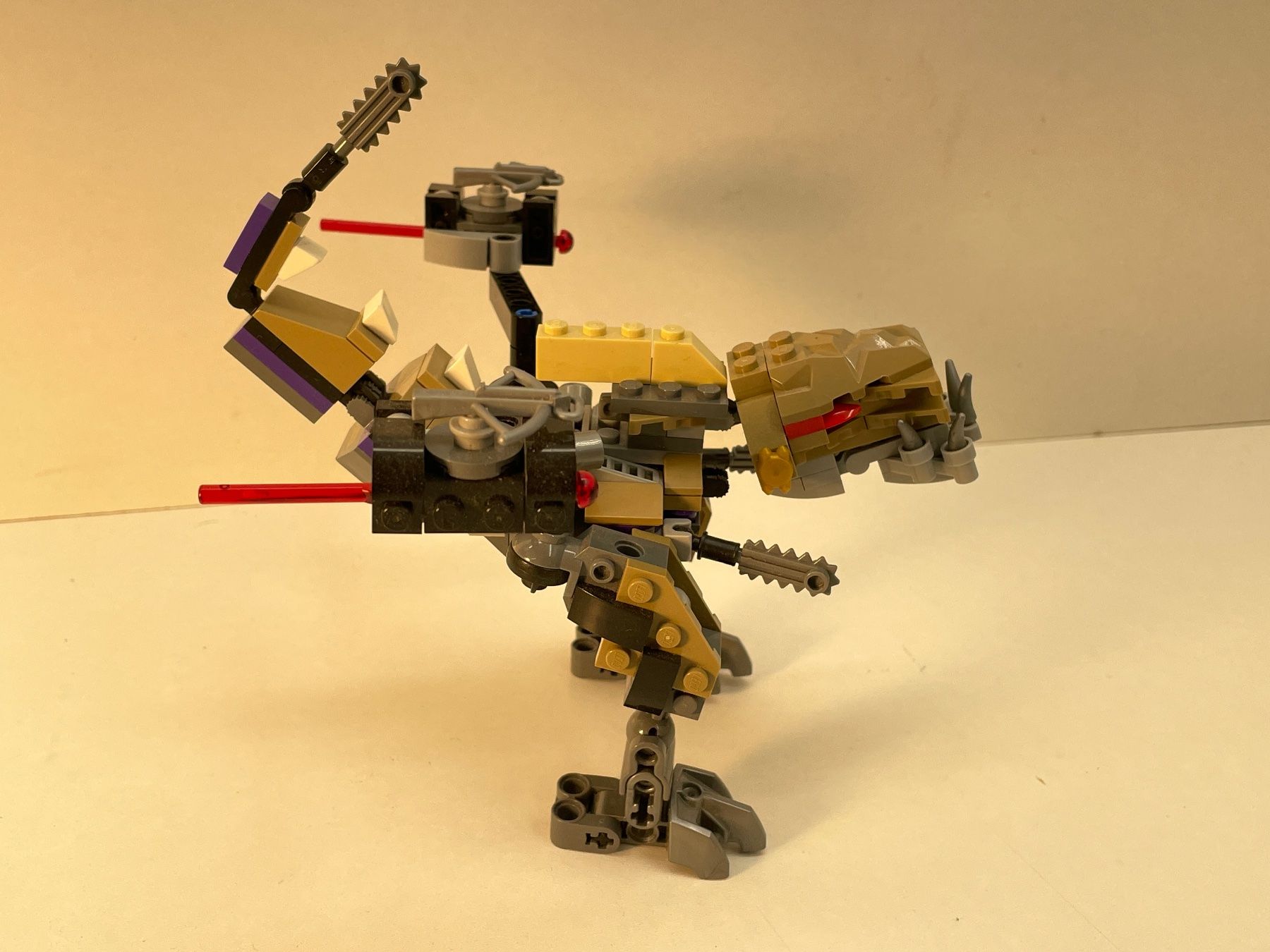 Lego Giocattoli: LEGO Dino mit Laserstrahlen und Sägeblatt – Usato da Mettmenstetten venduto da zum123 5