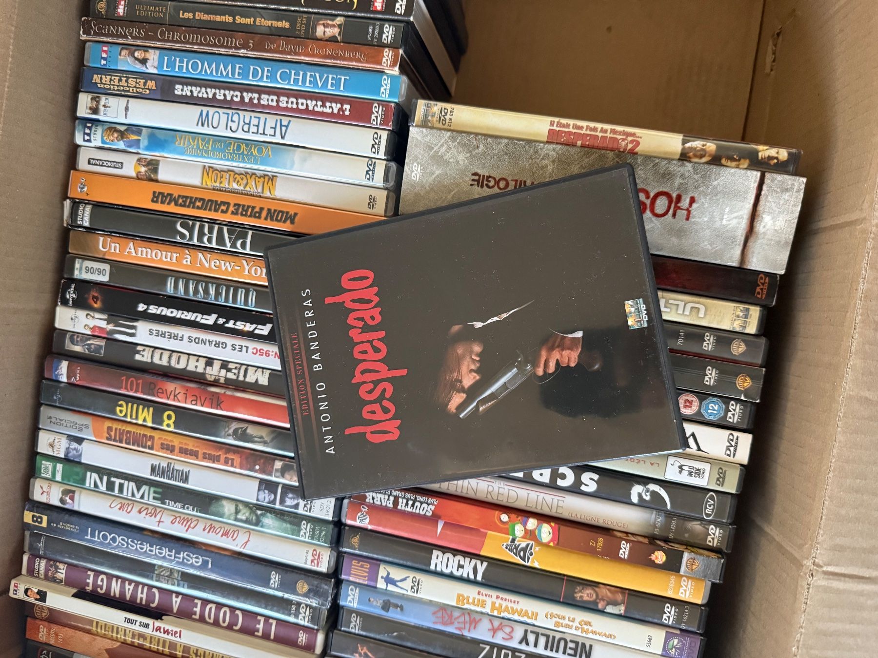 Tutti i DVDs: Lot de 58 DVD divers, format EU, état acceptable – Usato da Zürich venduto da Butpiquant 2