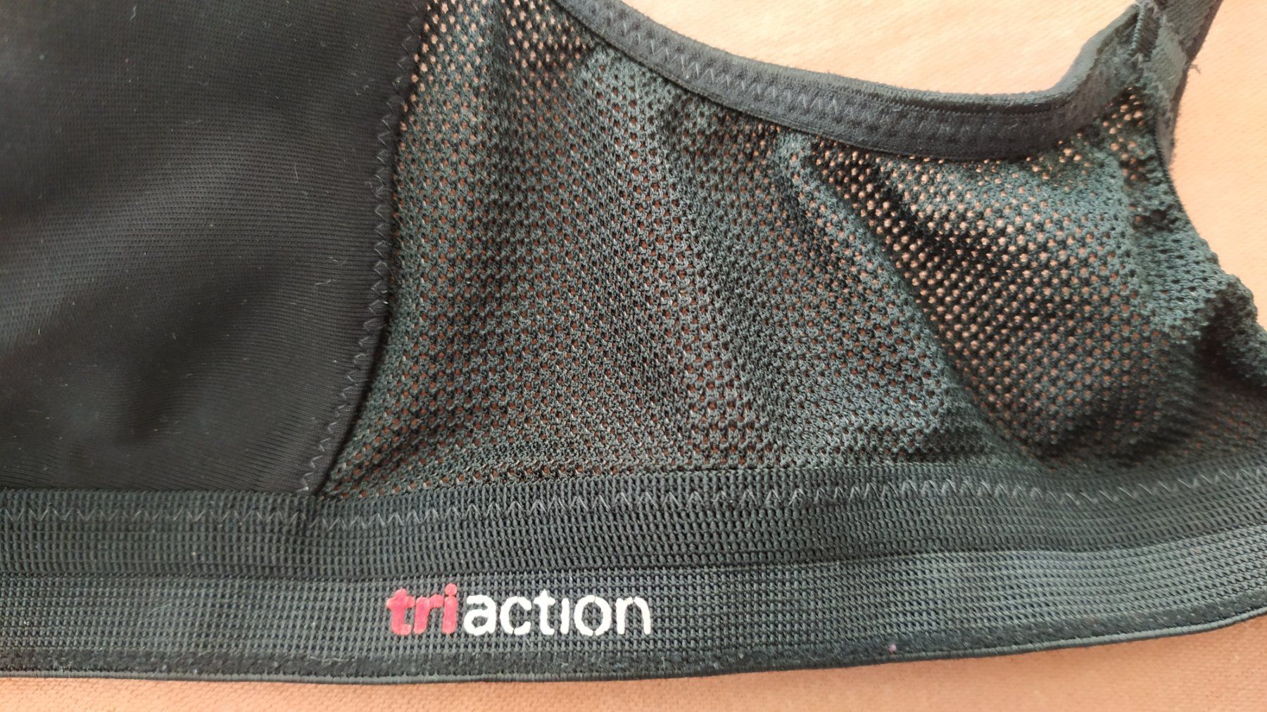 Altra biancheria intima: BH Triomphe TRIACTION – Usato da Chezard St-Martin venduto da Loucail 2