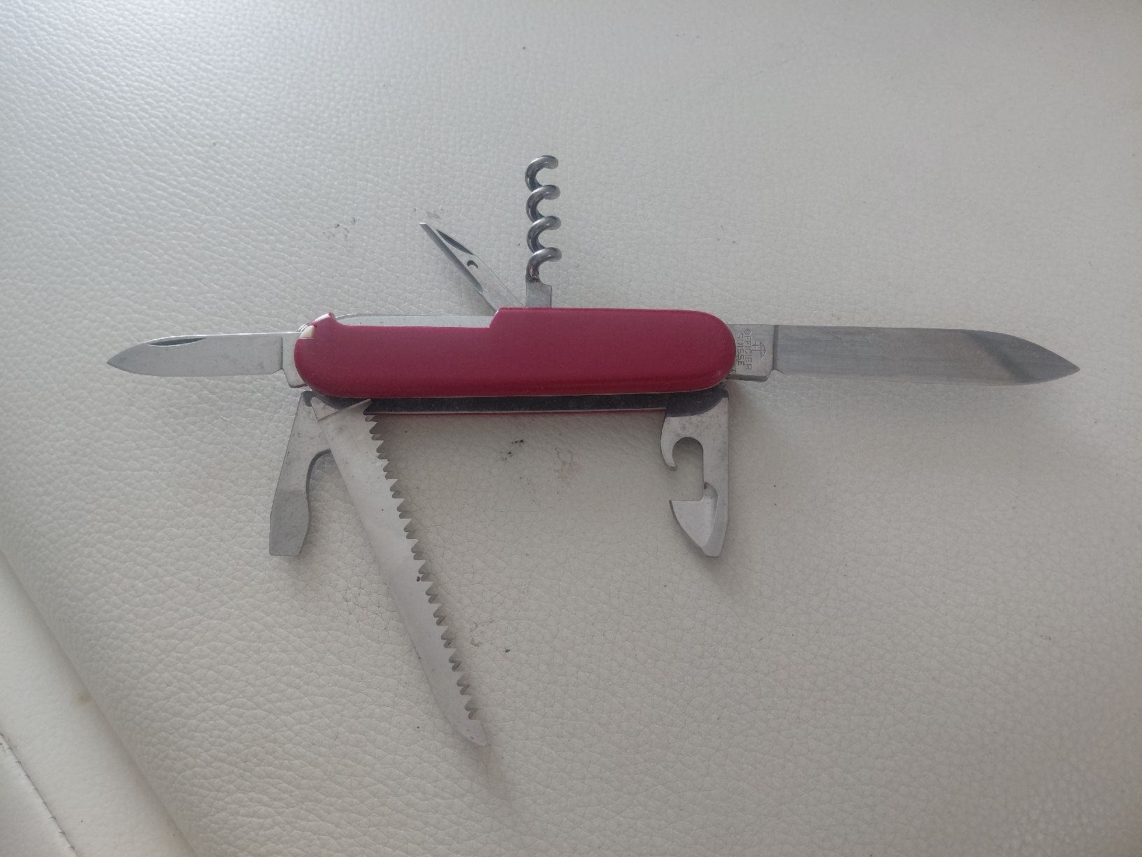 Victorinox Coltelli tascabile: Victorinox Camper Offizier Rot – Usato da Belp venduto da mar_76s8 1