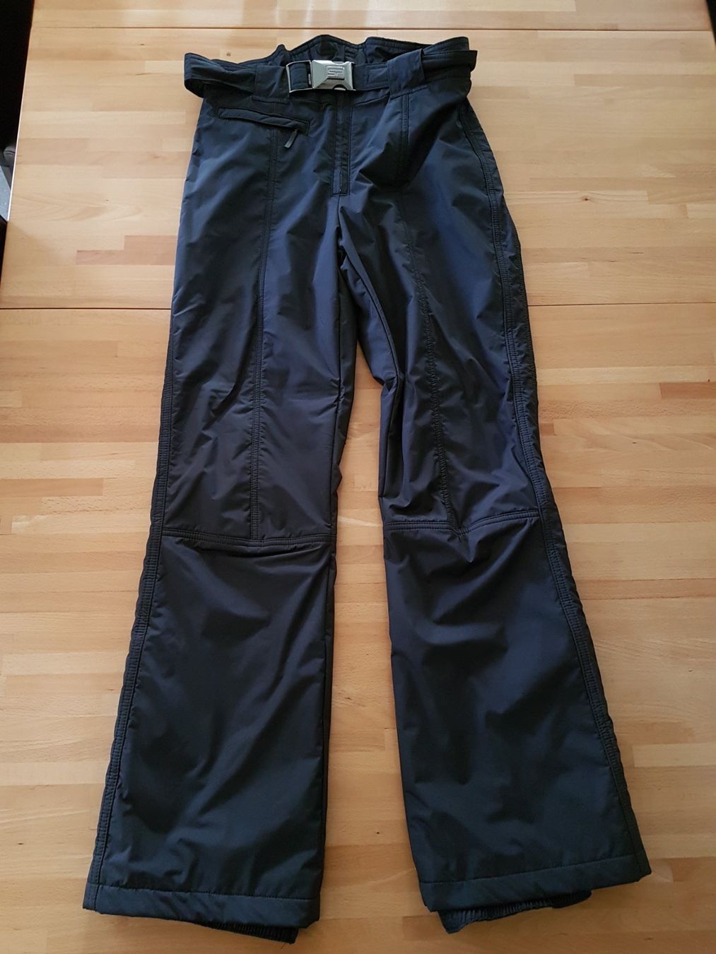 Anzüge & Kostüme: Damen-Skianzug Gr. 40 – Gebraucht aus Schöftland von casalti 1
