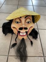 Fasnachts Larve / Maske mit asiatischem Gesicht