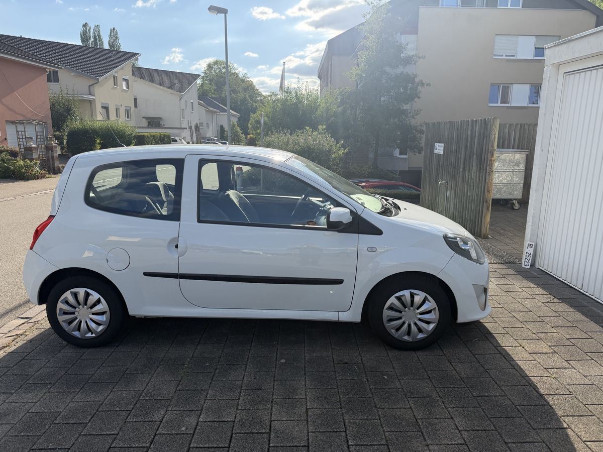 Renault Autos: Renault Twingo 1.2L 16V – D'occasion à Gelterkinden par Luro2223 7