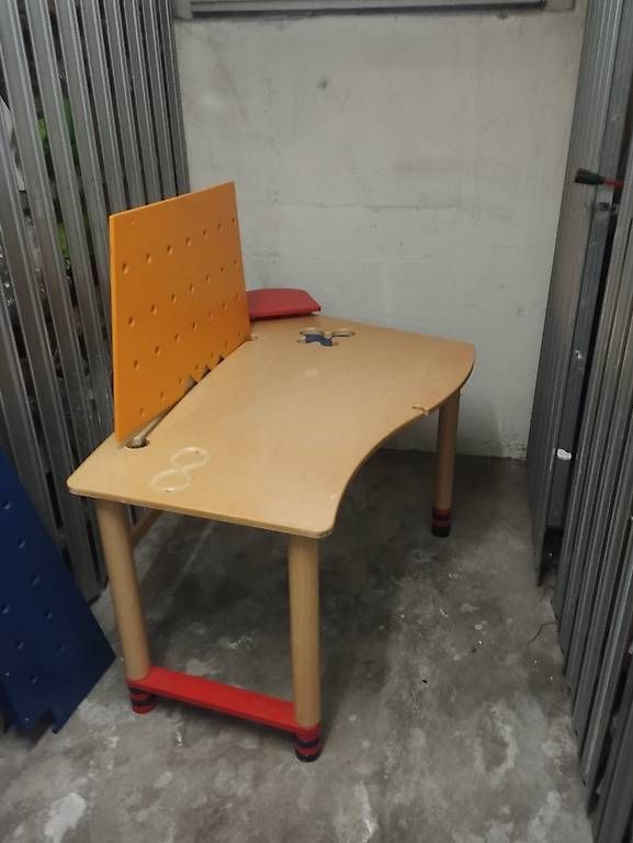 Tavoli: Tavolino per bambini  – Usato da Breganzona venduto da nello.iavarone 2