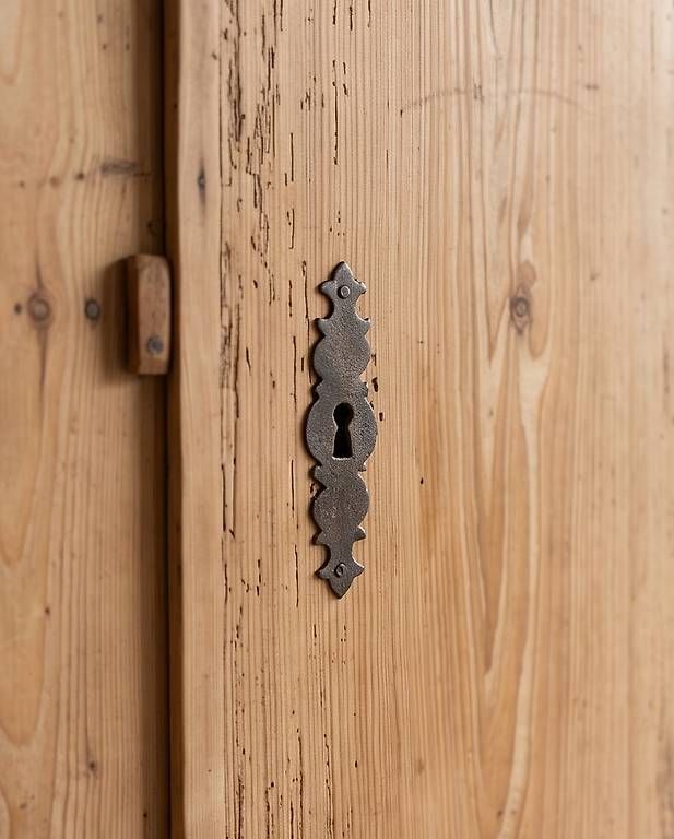 Armadi: Schrank Tannenholz – Usato da Biglen venduto da adrian017 1