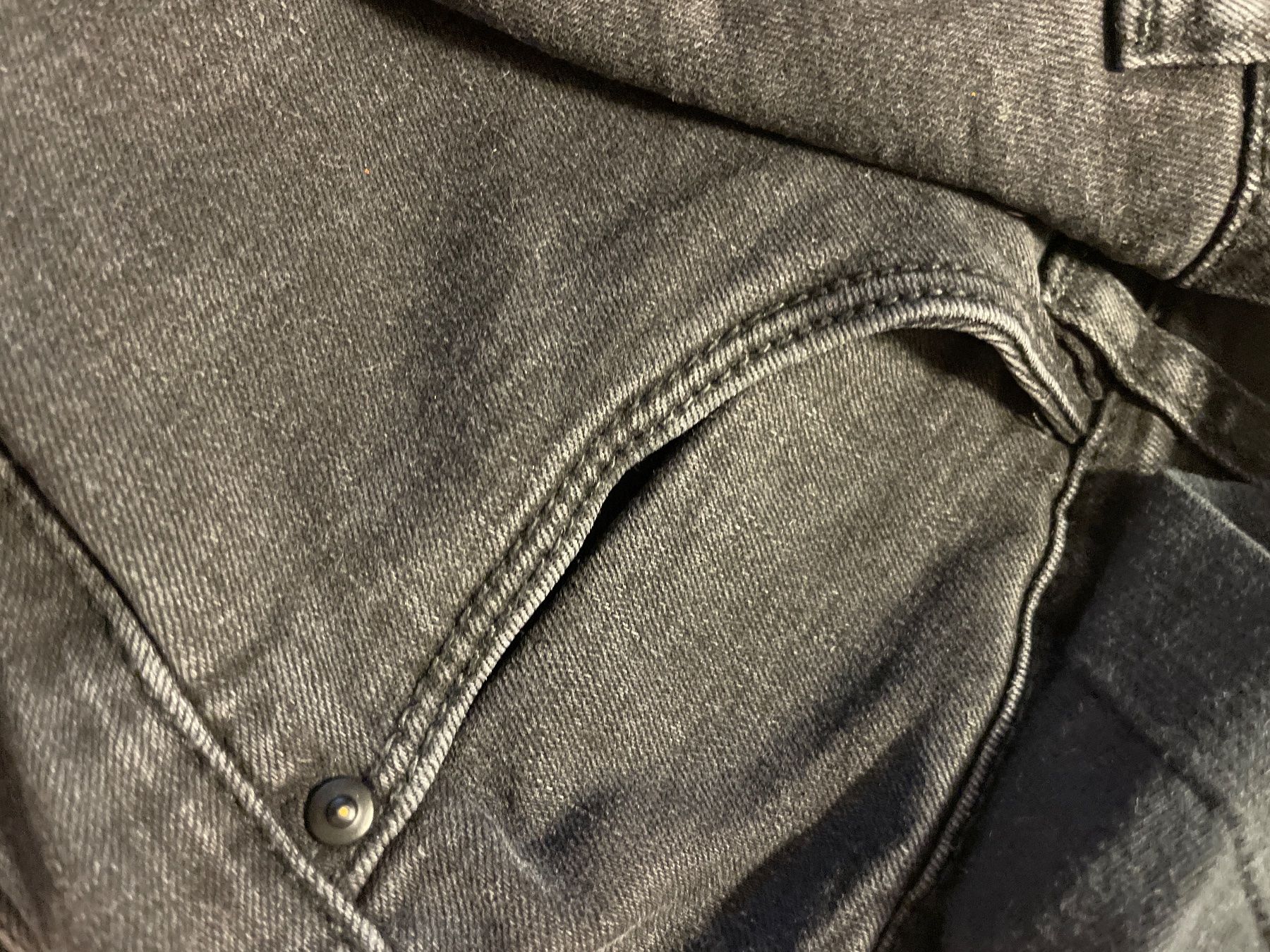 Mamalicious Jeans: Umstandsjeans, schwarz, Gr. 33/34 mamalicious – Usato da Bülach venduto da bjoernbenny 7